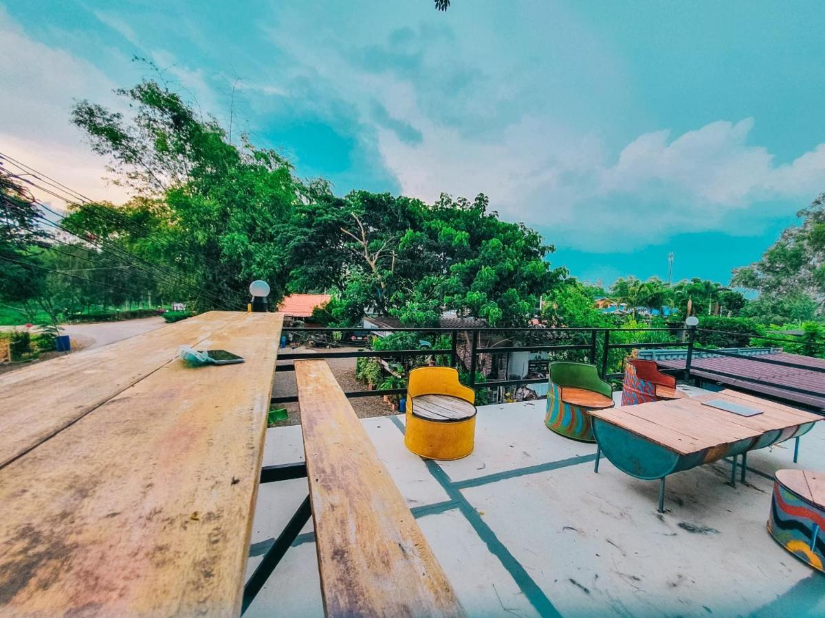 สกายวิวรีสอร์ท ชัยนาท Dış mekan fotoğraf